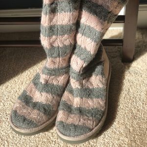 Ugg sweater boots